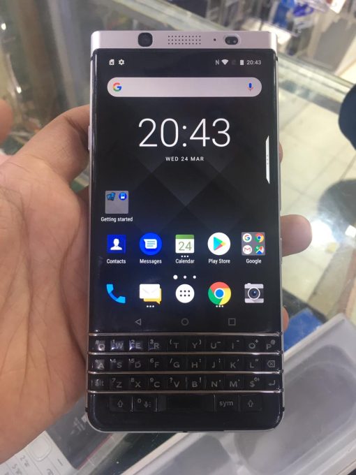 Blackberry Keyone – 3GB – 32GB QWERTY Keypad Android 8.0 – Minor White Spots on LCD ( As shown in Picture ) – With Box and charger