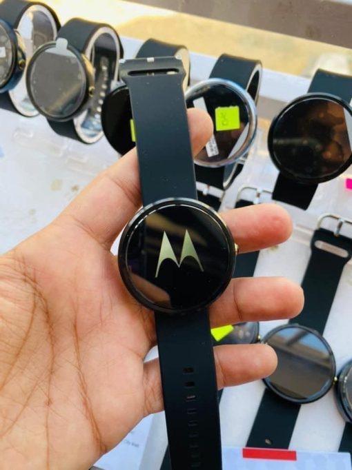 Motorola Moto 360 Androidwear Smartwatch 1st Generation – (Refurbished, Light Metal, Slim Fit)  Android & IOS 320mAh Battery