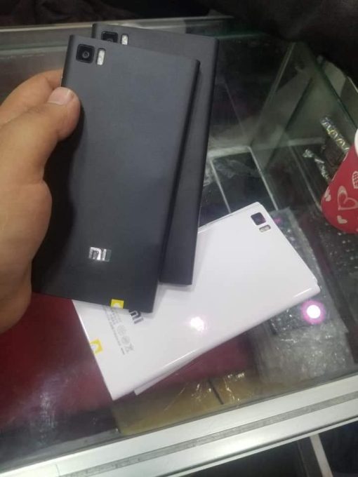 Xiaomi Mi 3W 2GB Ram 16GB Storage – 5.0 inches Display Snapdragon 800 – 4G Supported 13MP Camera – PTA approved