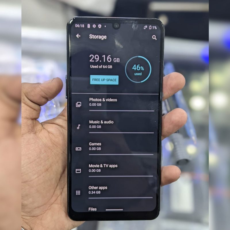 Sharp Aquos Zero 5G 64GB Storage 8GB RAM Snapdragon 765G 4050