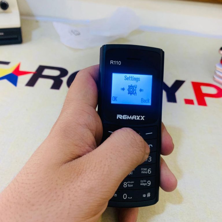 Remaxx R110 Triple Sim Keypad Mobile MP3 Music Player Bluetooth