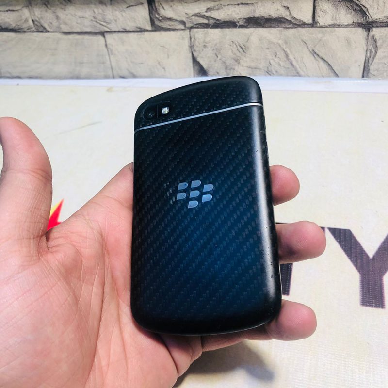 Blackberry Q10 Price in Pakistan Touch and Type 2GB/16GB Online
