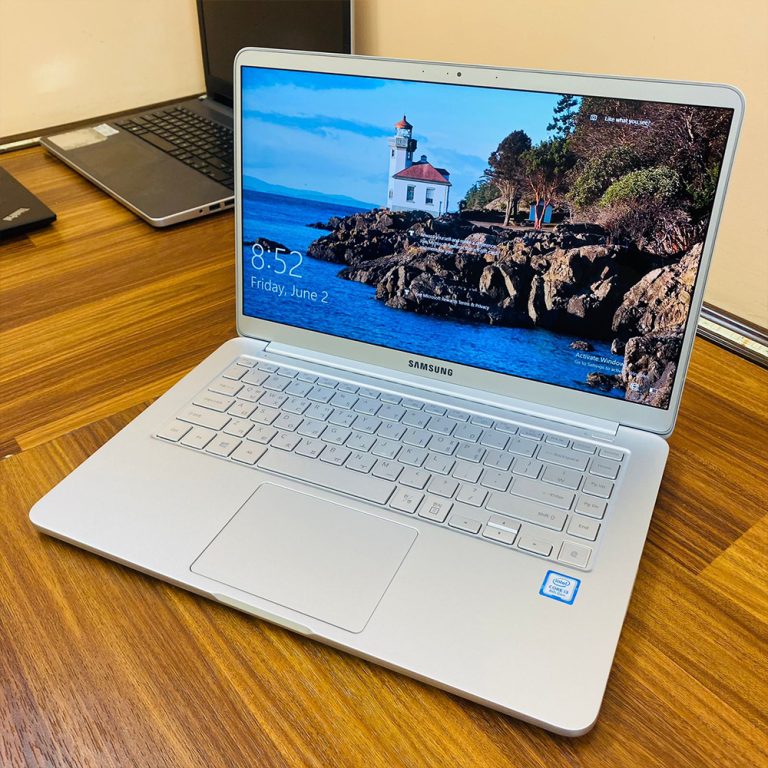 Samsung NoteBook 9 900X5T 256GB SSD 8GB RAM Core i3 8th Gen